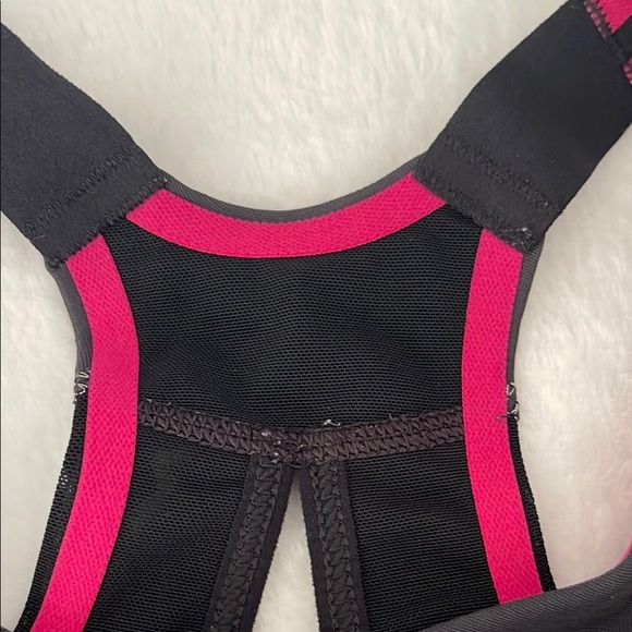 Under Armour Women's Black and Pink Sports Bra - Picture 3 of 5